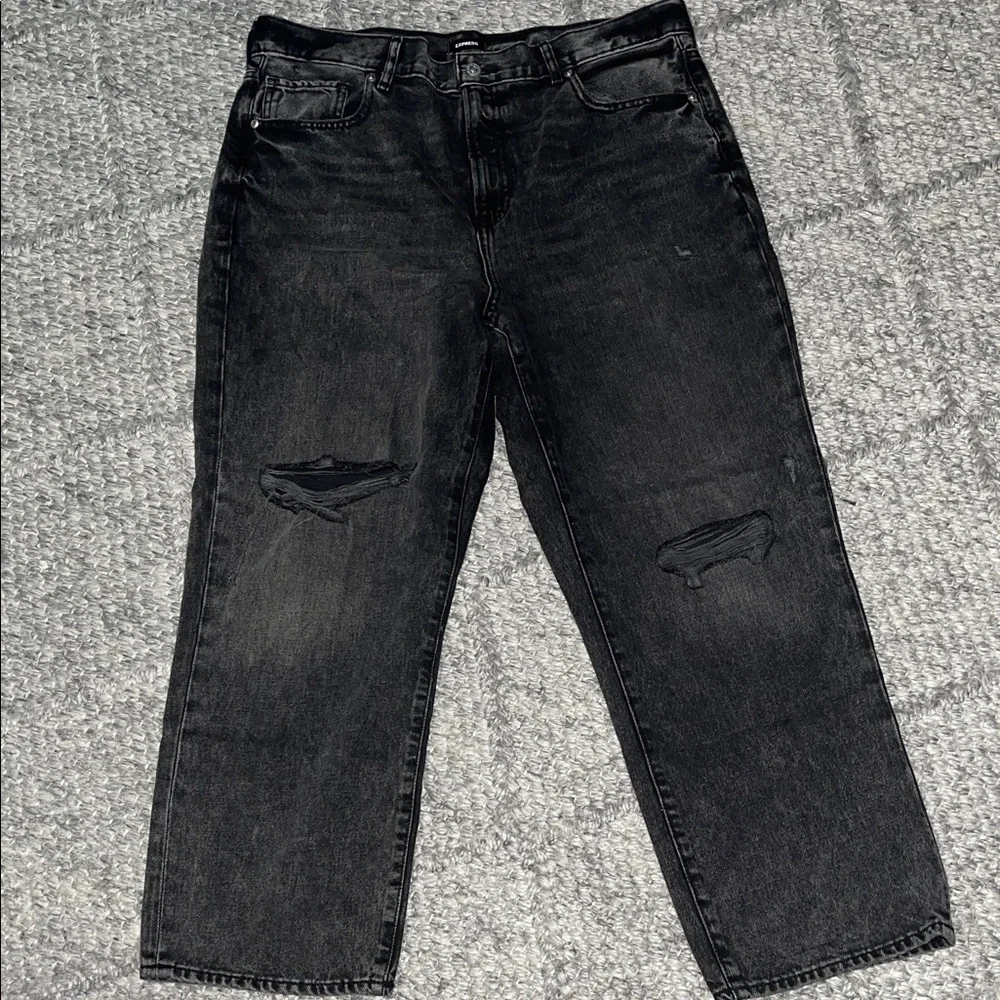 Express Women’s Charcoal Relaxed Jeans - Picture 1 of 5